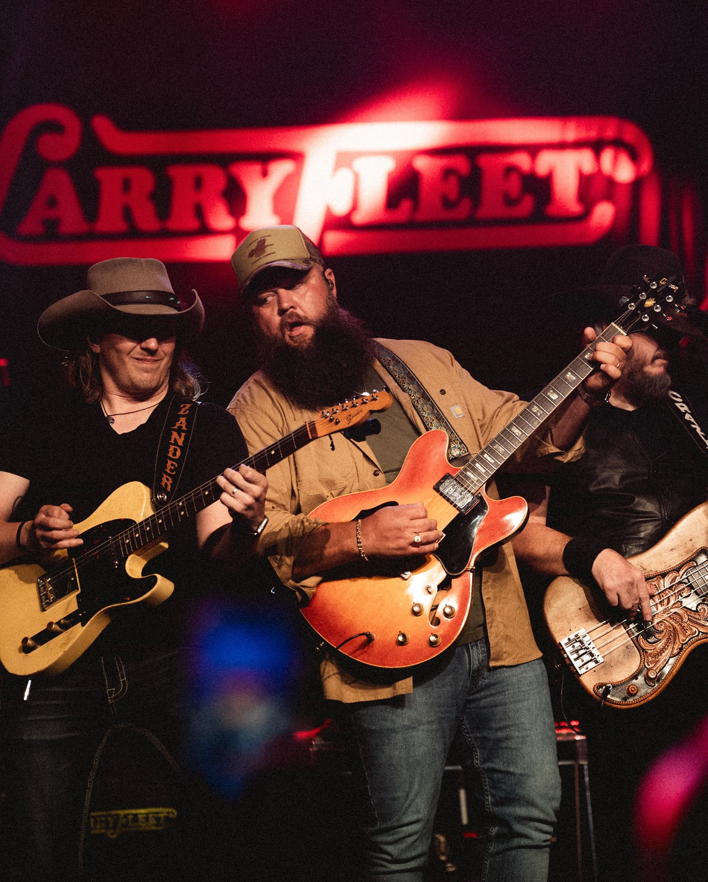 Larry Fleet